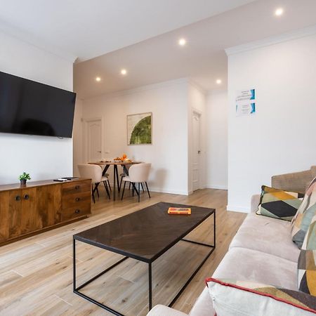 Moderno Apartamento L Marbella Luaran gambar