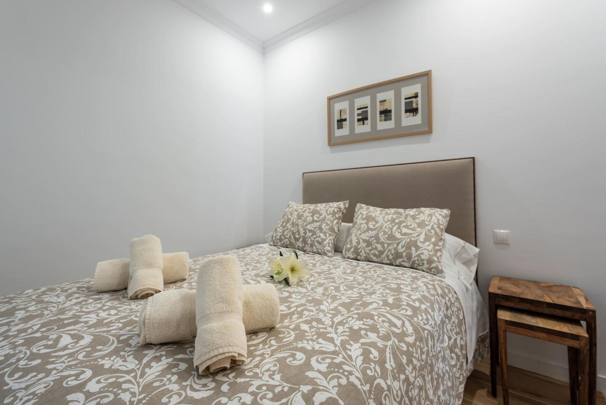 Moderno Apartamento L Marbella Luaran gambar
