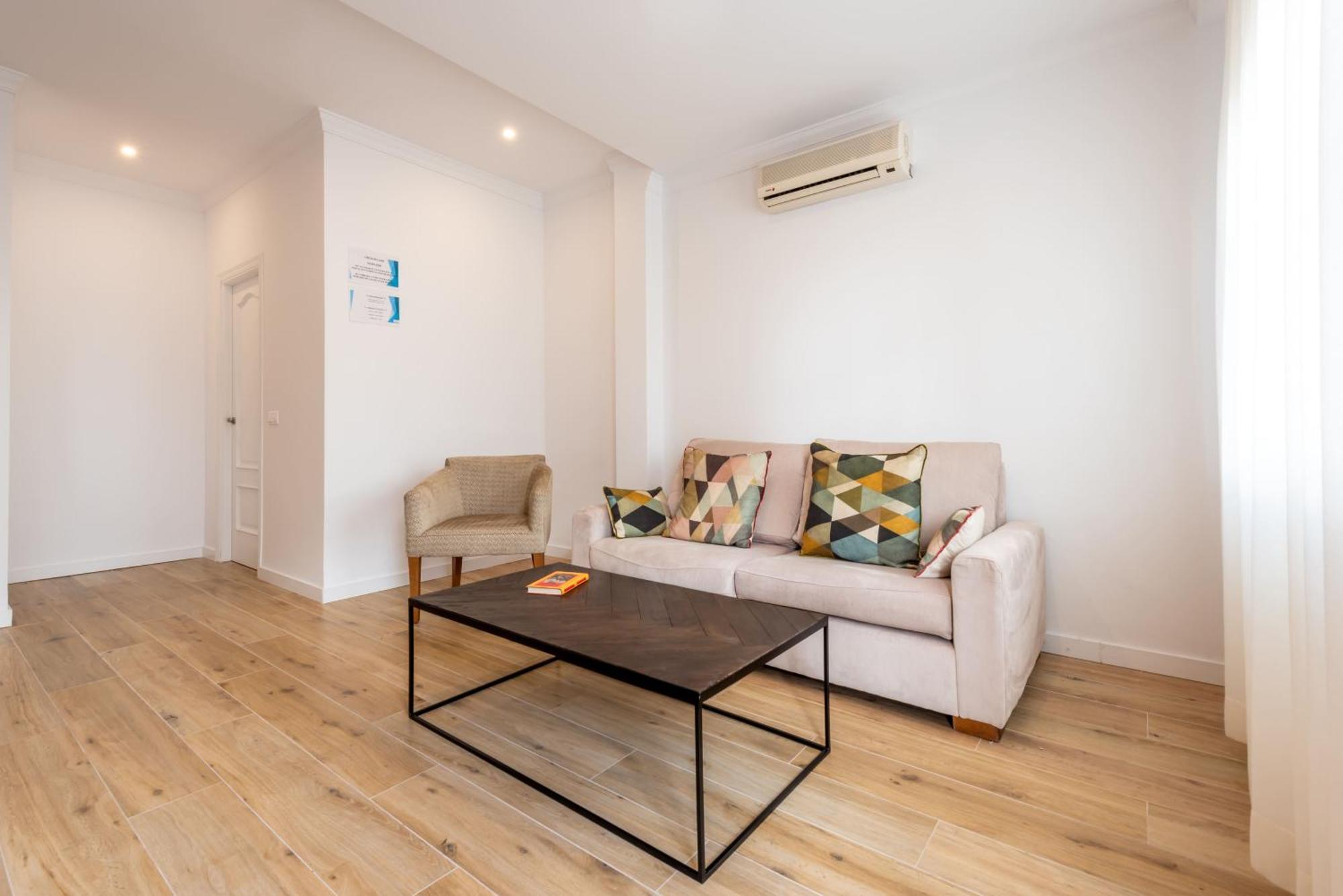 Moderno Apartamento L Marbella Luaran gambar